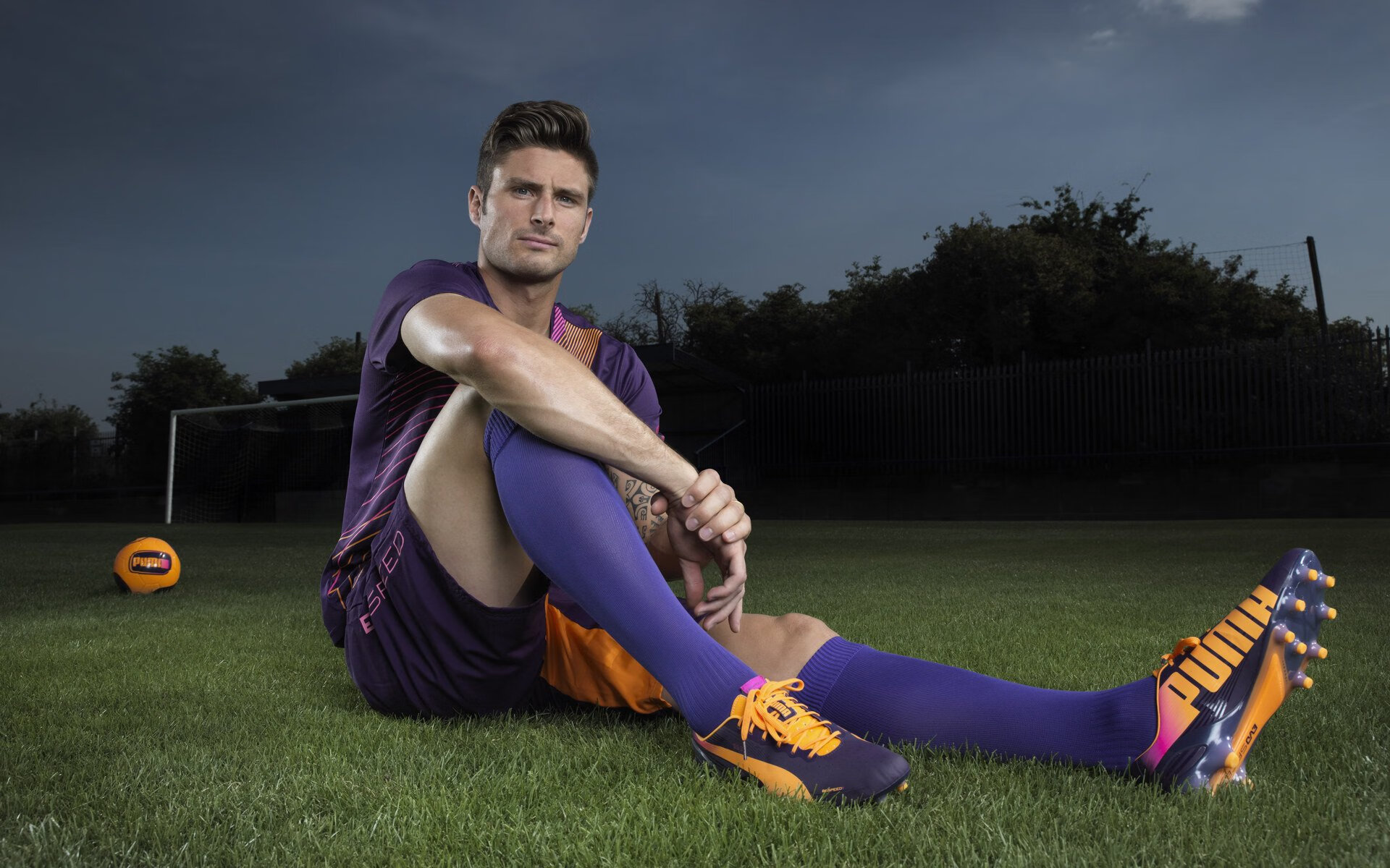 西班牙小组对手主帅盛赞其组织能力，西班牙队队员