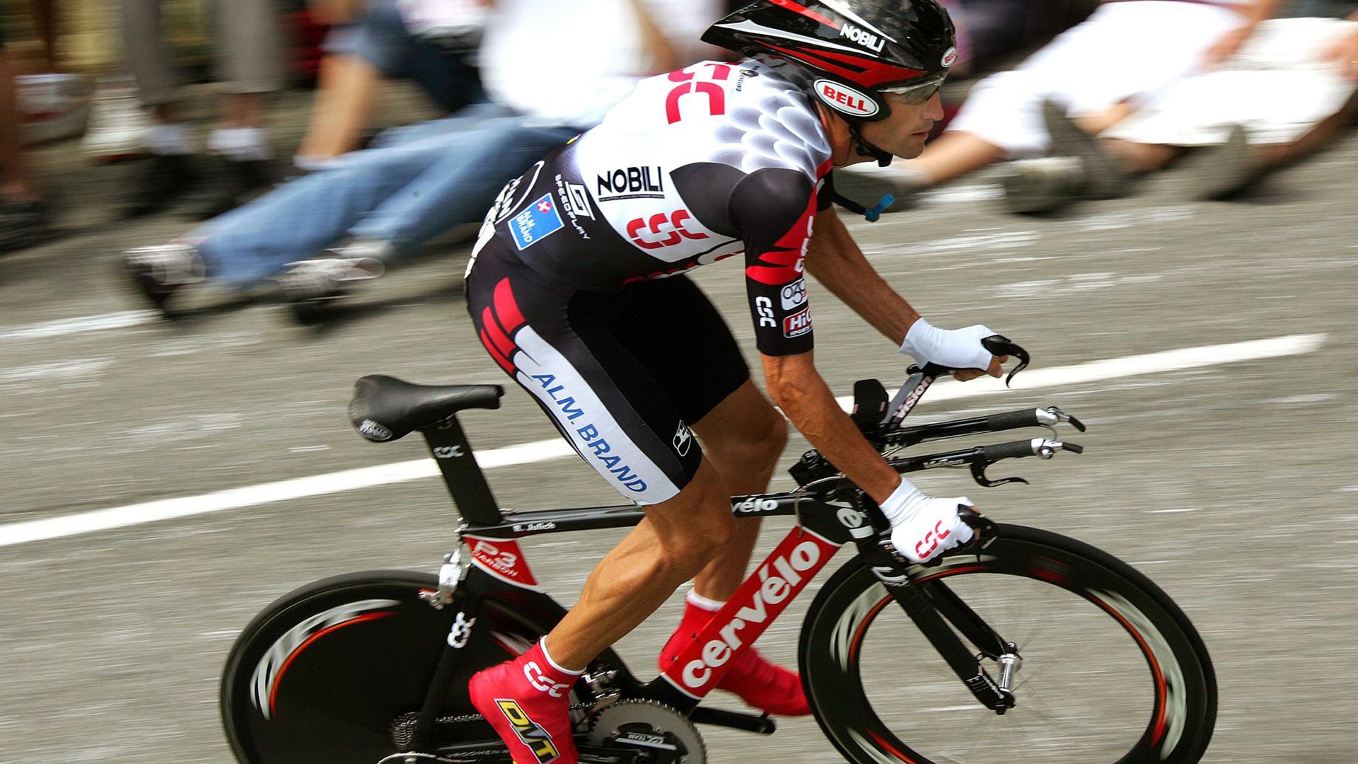 表演天赋：球员在比赛中的“秀技”瞬间，表演天赋的表现